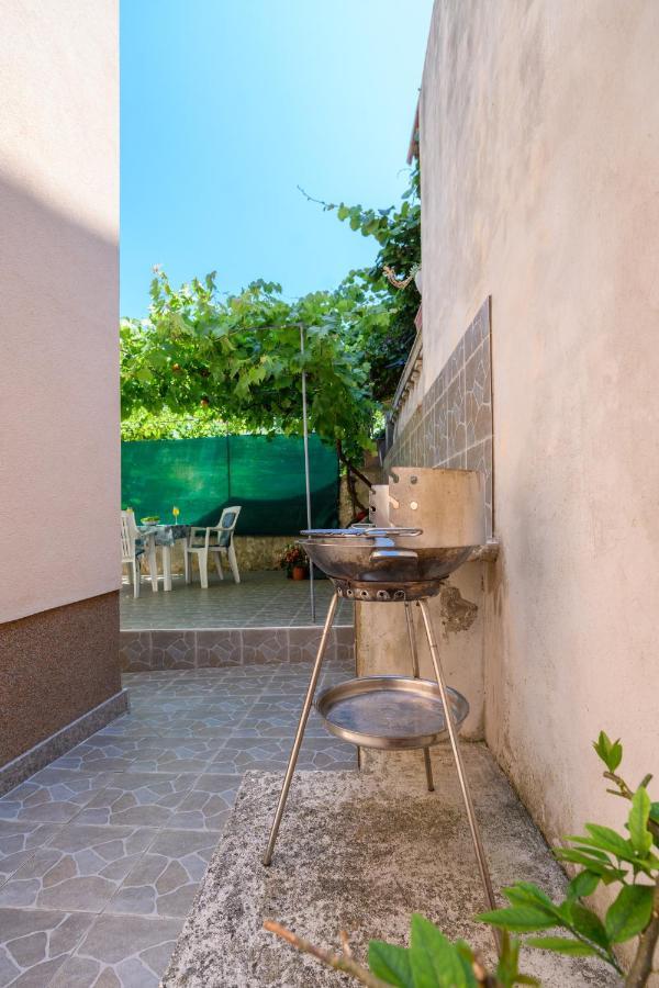 Apartmani Loreta Mali Lošinj Kültér fotó