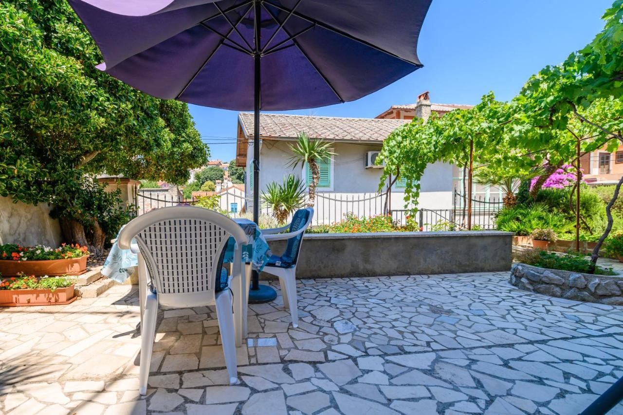 Apartmani Loreta Mali Lošinj Kültér fotó