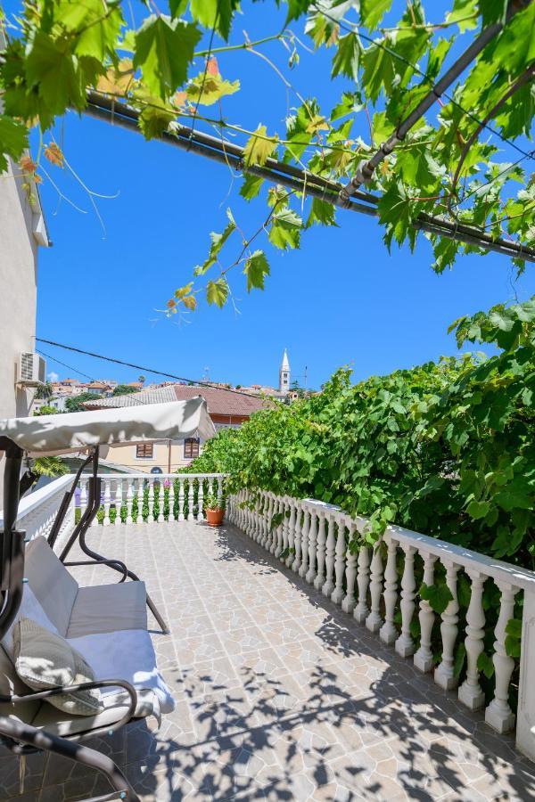 Apartmani Loreta Mali Lošinj Kültér fotó