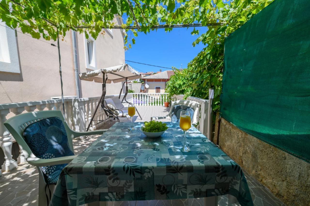 Apartmani Loreta Mali Lošinj Kültér fotó