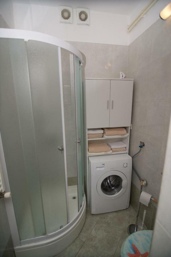 Apartmani Loreta Mali Lošinj Kültér fotó