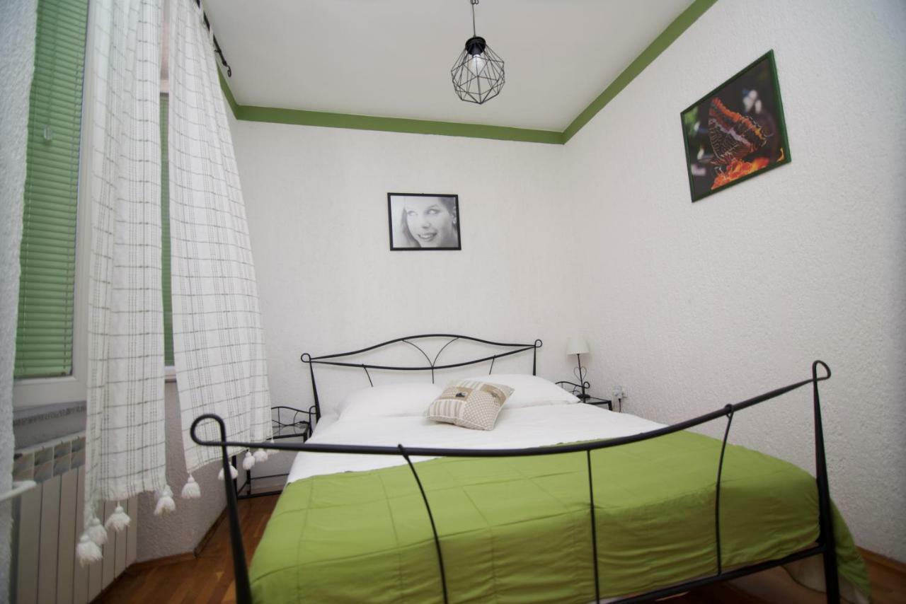 Apartmani Loreta Mali Lošinj Kültér fotó