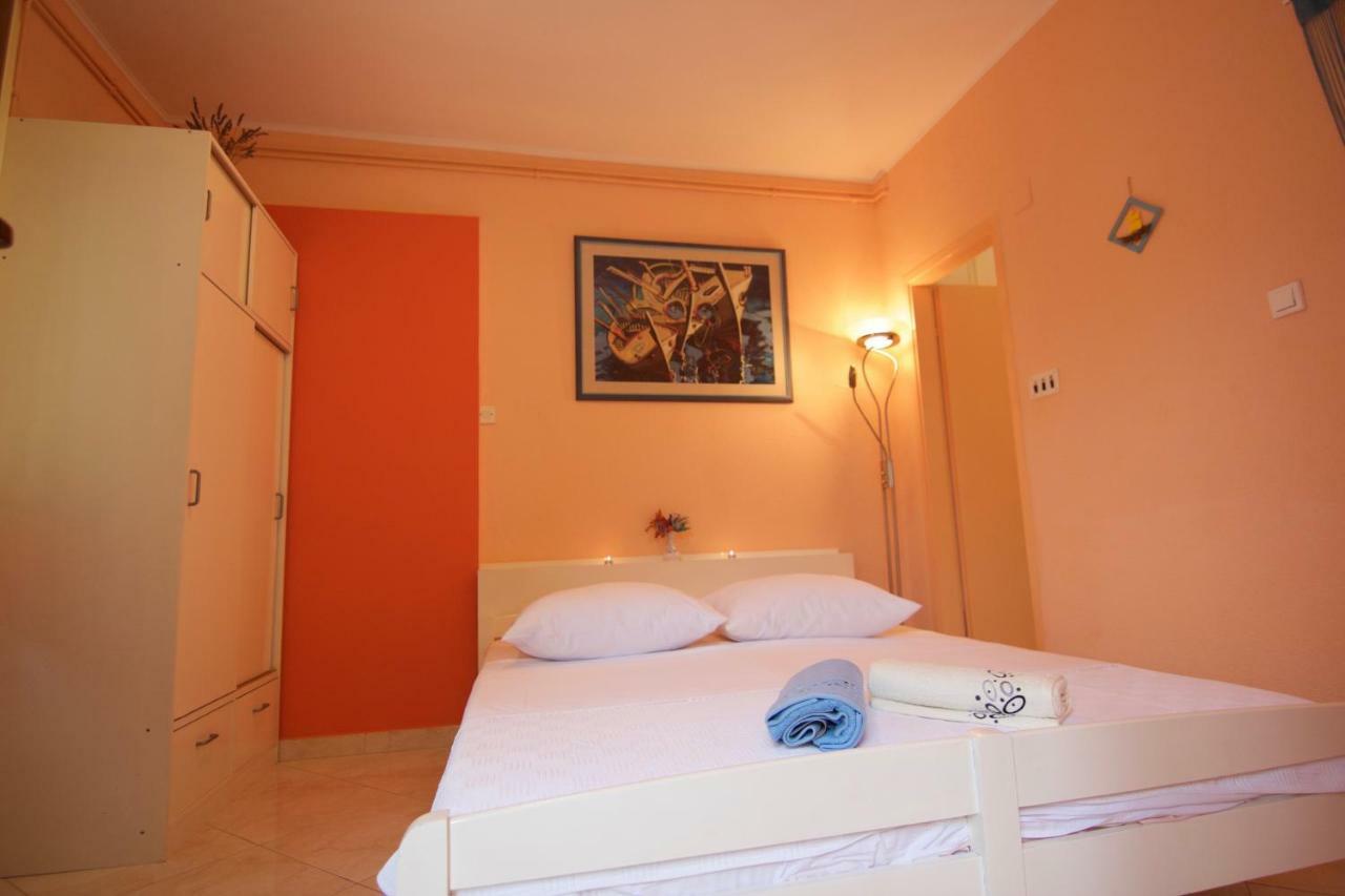 Apartmani Loreta Mali Lošinj Kültér fotó